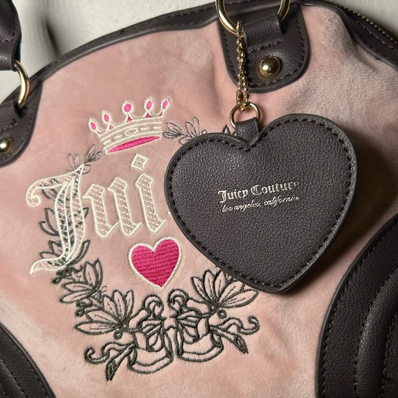 JUICY COUTURE SUEDE PURSE 👛 🎀 - Picture 2 of 4